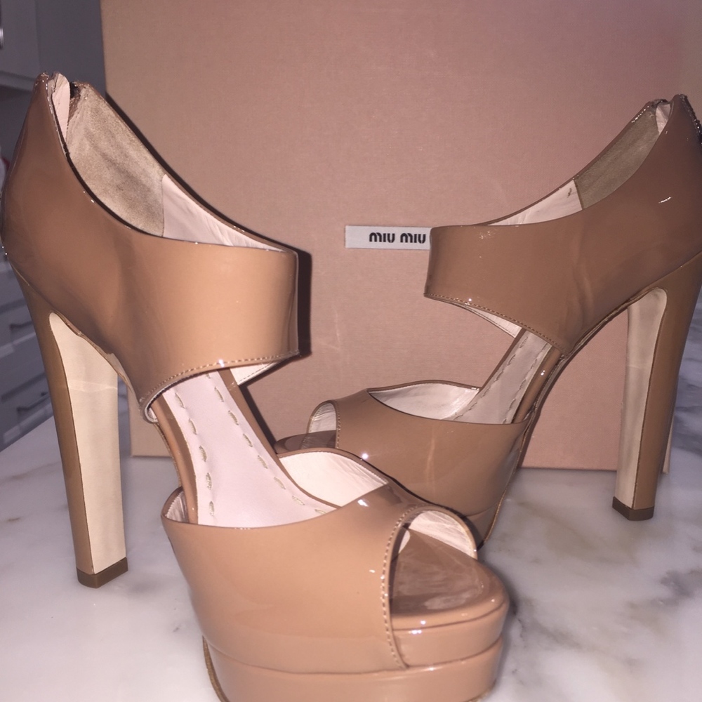 GORGEOUS BRAND NEW IN BOX MIU MIU SHOES